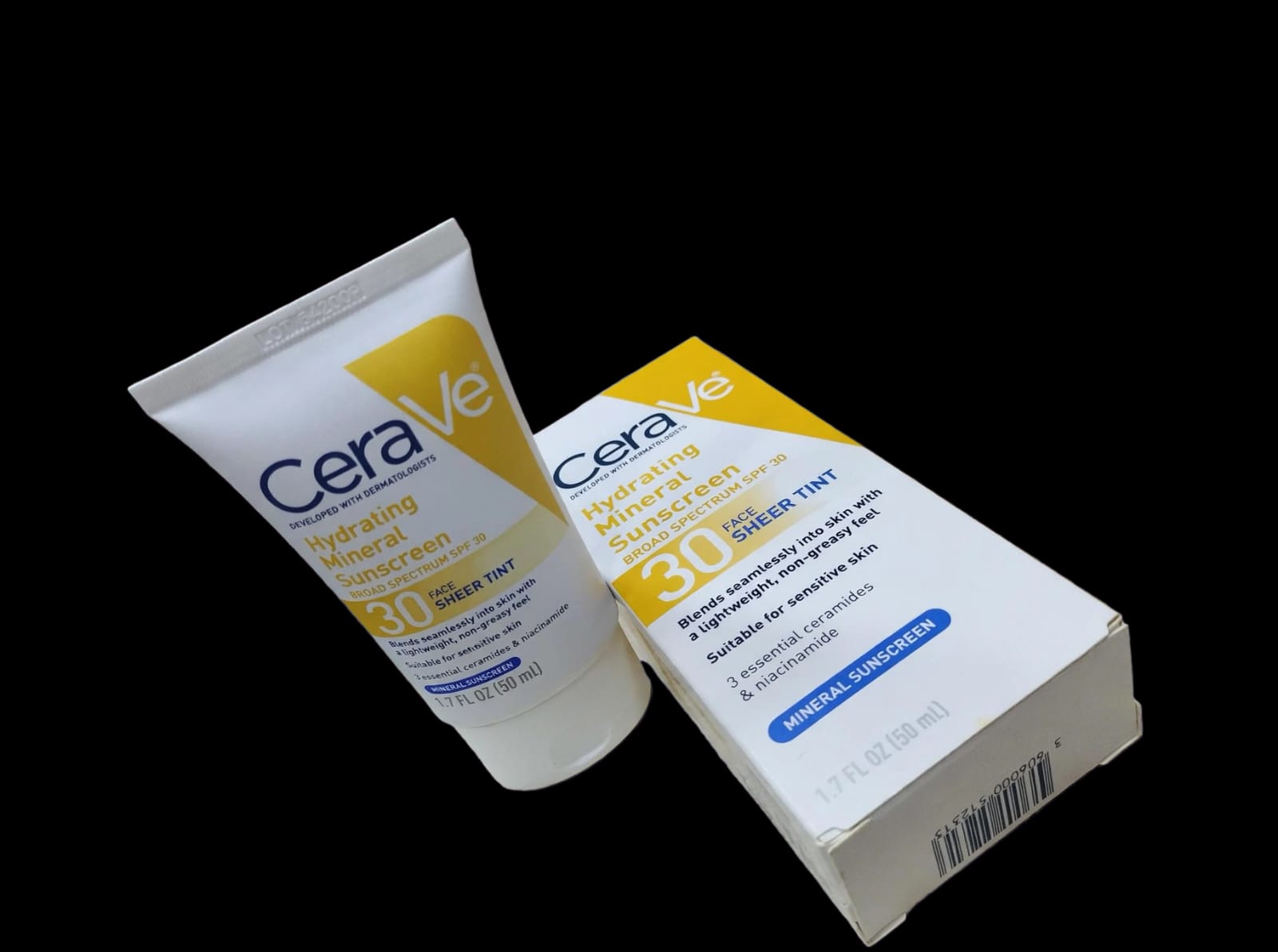 Cerave Hydrating mineral sunscreen,30SPF,Face Sheer Tint,50ml